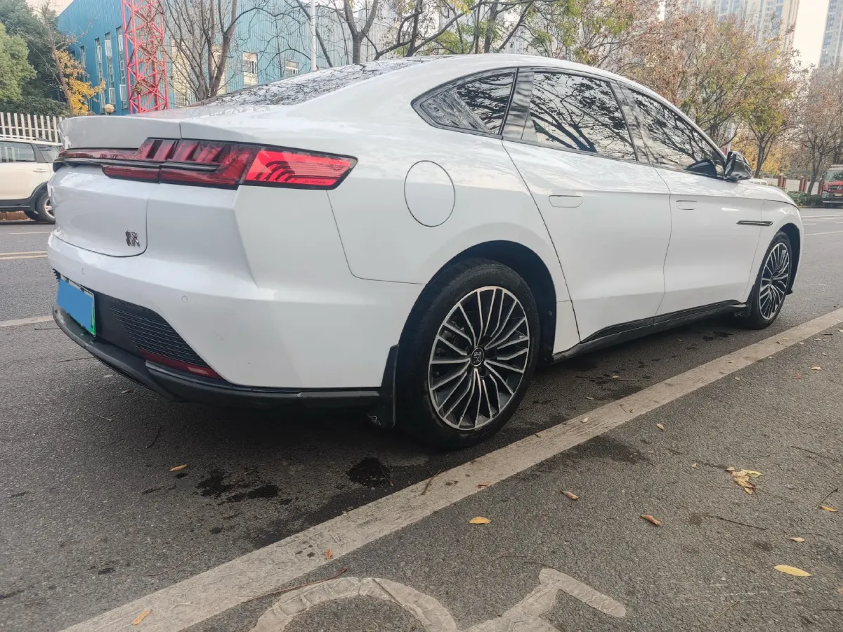 2021 BYD Han BEV 64.8KWH,autocango,china used car exporter,china ev exporter,chinese used car exporter,chinese used ev exporter