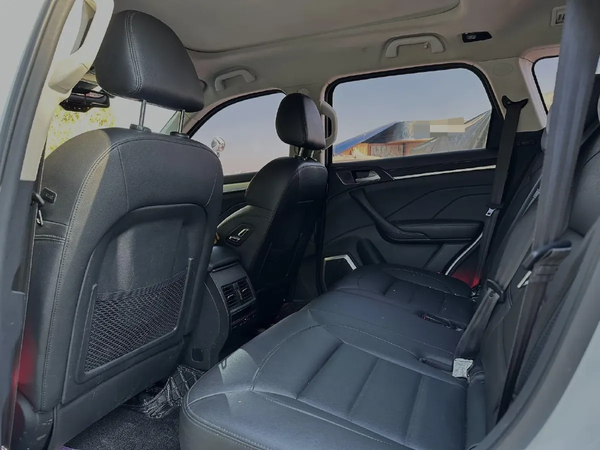 2017 Haval H7 2.0T 231HP L4 6DCT,autocango,china used car exporter,china ev exporter,chinese used car exporter,chinese used ev exporter