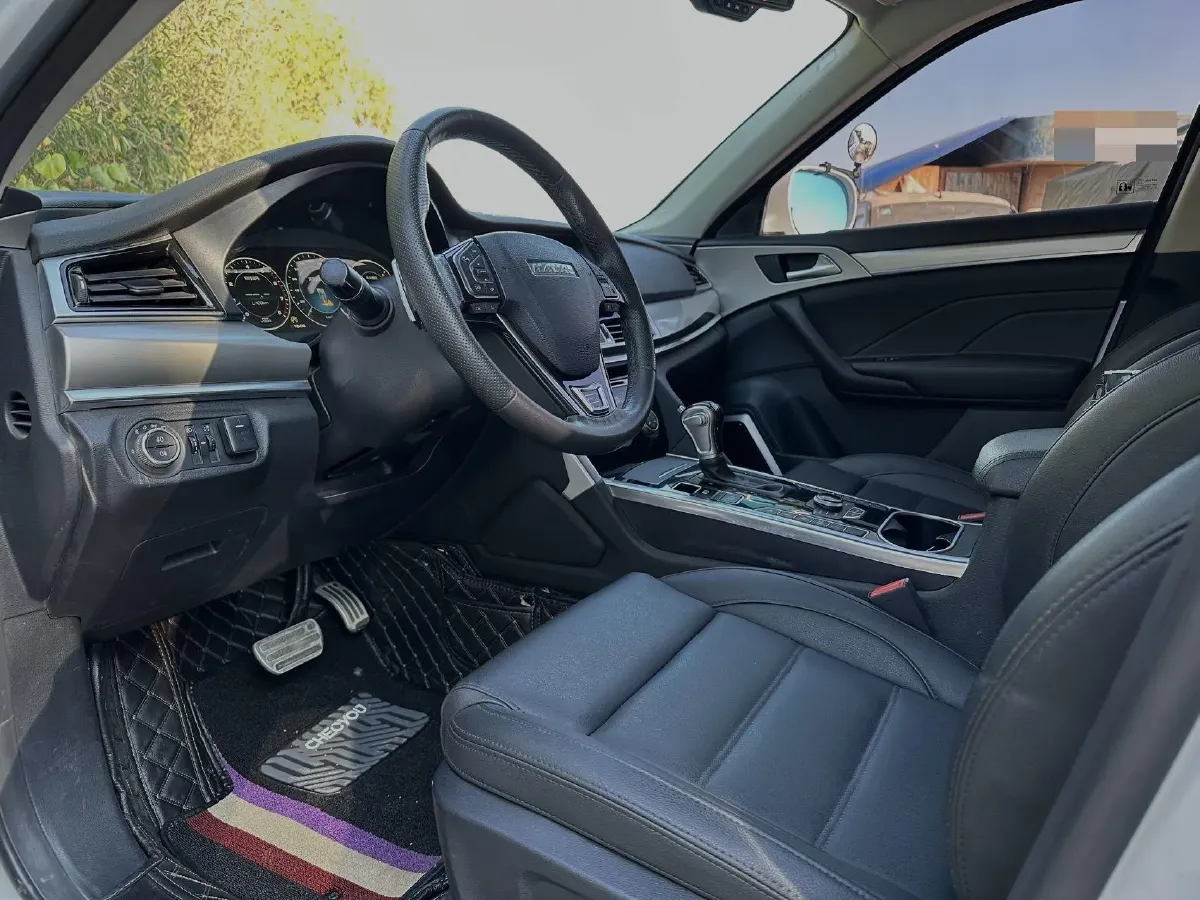 2017 Haval H7 2.0T 231HP L4 6DCT,autocango,china used car exporter,china ev exporter,chinese used car exporter,chinese used ev exporter