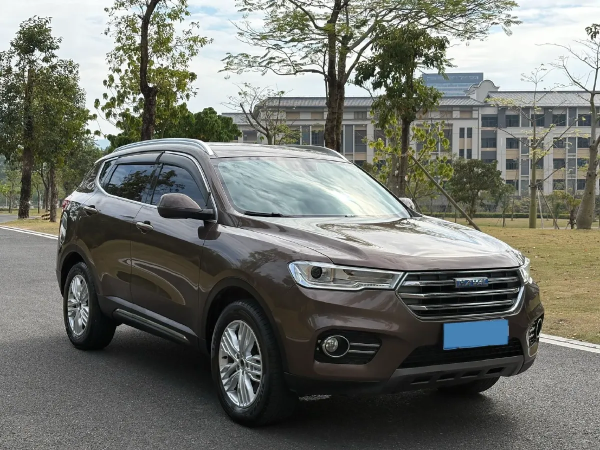 2017 Haval H6 2.0T 197HP L4 7DCT,autocango,china used car exporter,china ev exporter,chinese used car exporter,chinese used ev exporter