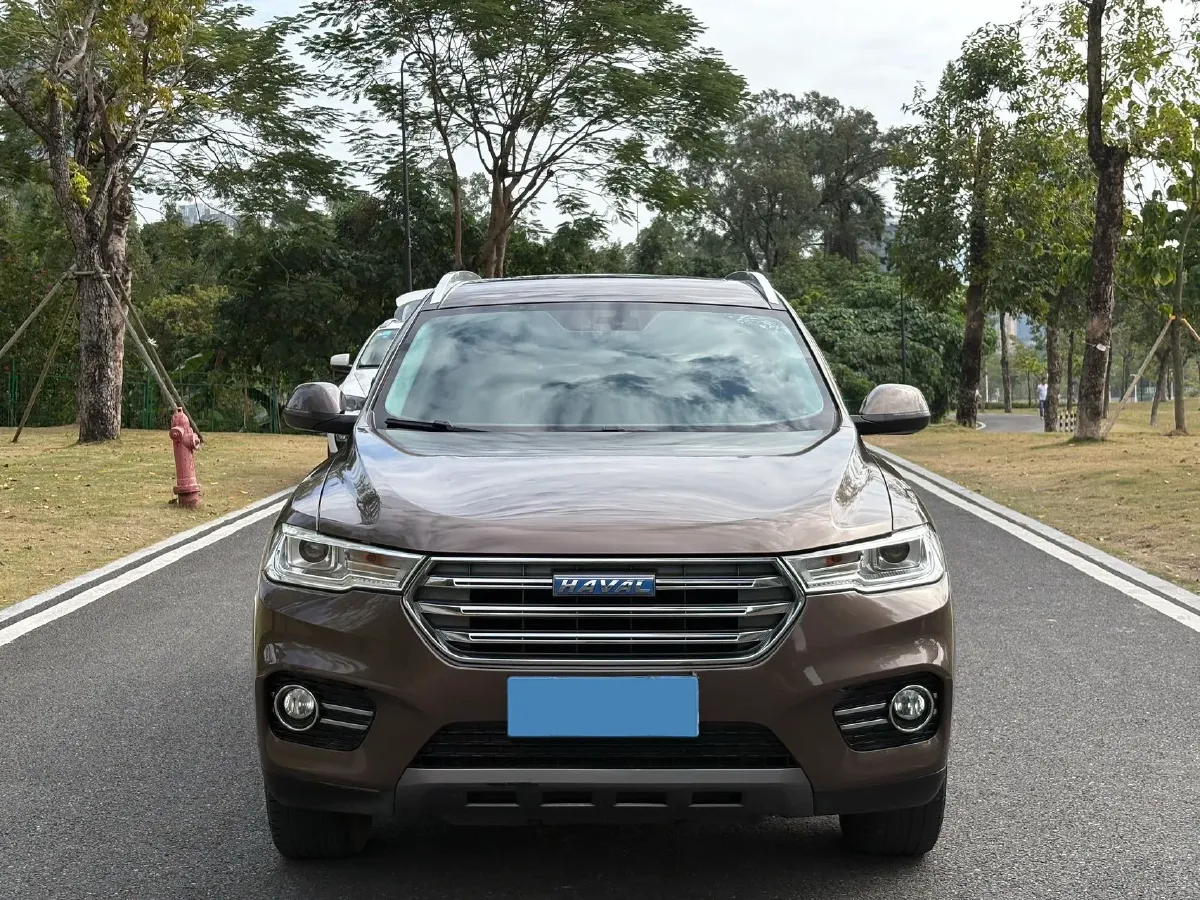 2017 Haval H6 2.0T 197HP L4 7DCT,autocango,china used car exporter,china ev exporter,chinese used car exporter,chinese used ev exporter