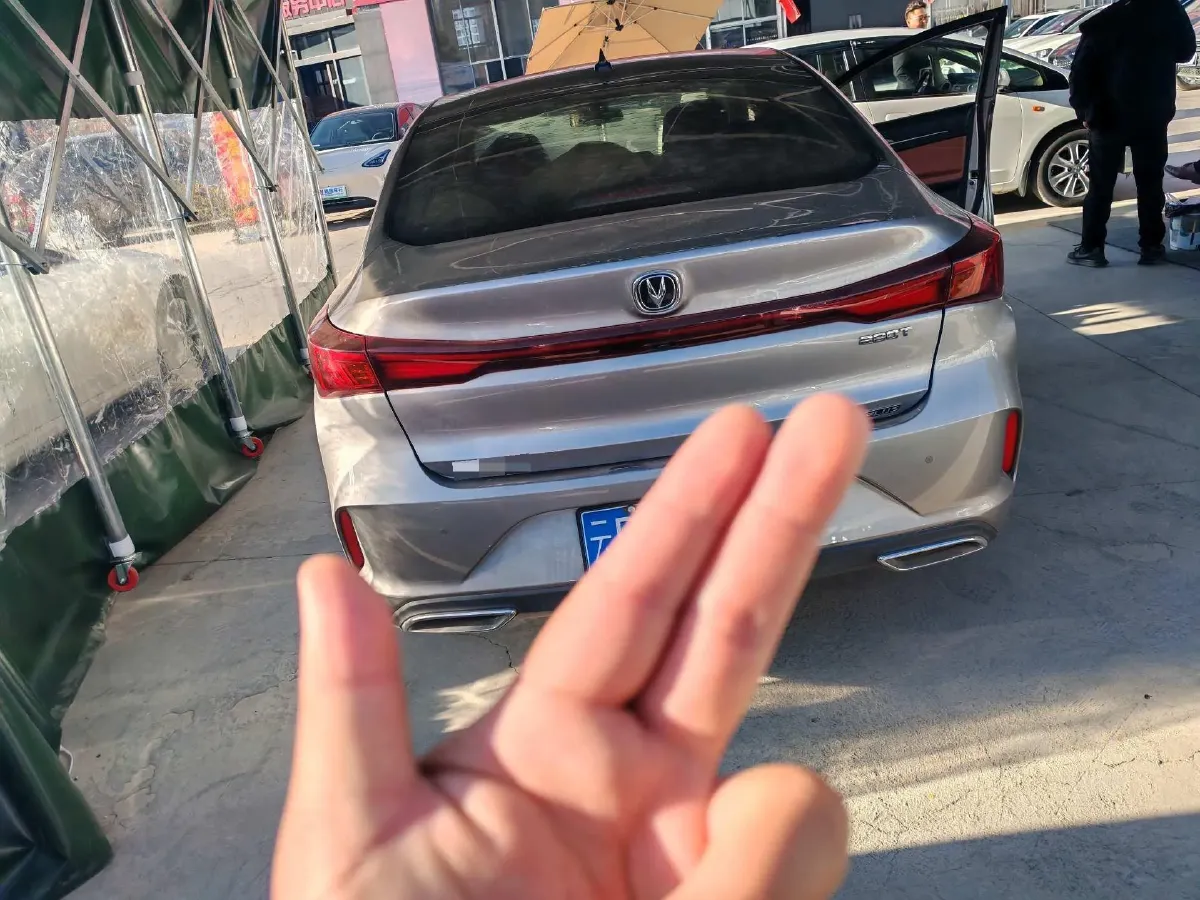 2021 ChangAn Eado 1.4T 160HP L4 7DCT,autocango,china used car exporter,china ev exporter,chinese used car exporter,chinese used ev exporter
