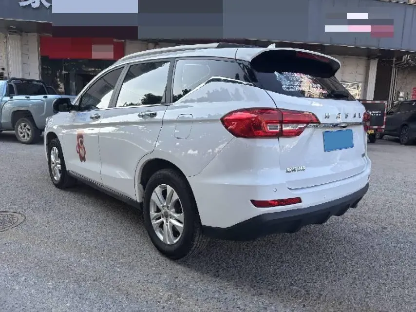 2019 Haval M6 1.5T 150HP L4 7DCT,autocango,china used car exporter,china ev exporter,chinese used car exporter,chinese used ev exporter
