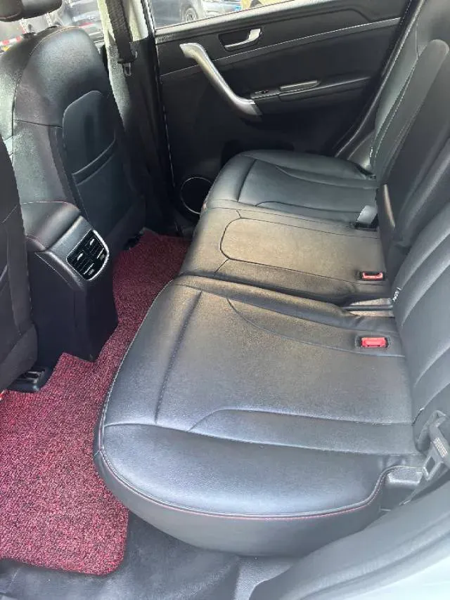 2019 Haval M6 1.5T 150HP L4 7DCT,autocango,china used car exporter,china ev exporter,chinese used car exporter,chinese used ev exporter