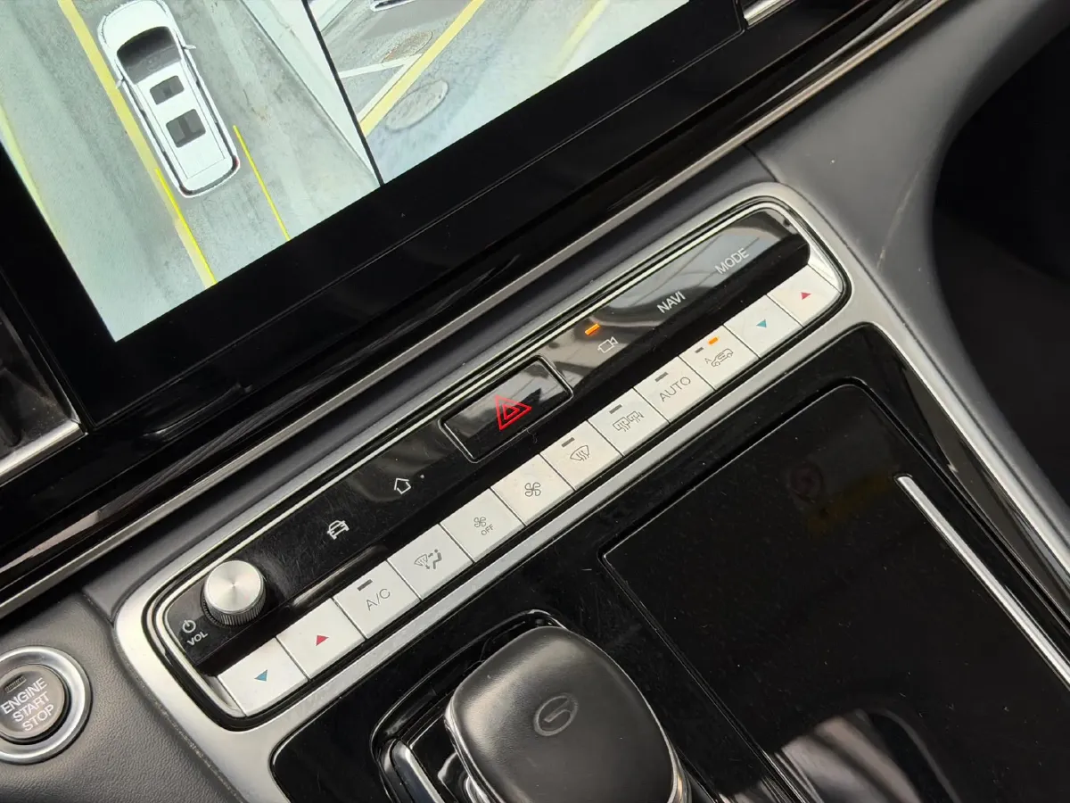 2021 GAC Trumpchi M8 2.0T 252HP L4 8AT,autocango,china used car exporter,china ev exporter,chinese used car exporter,chinese used ev exporter