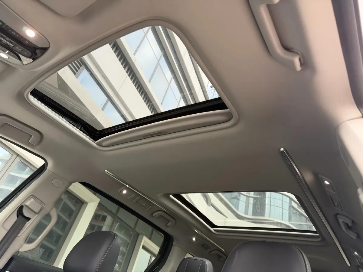 2021 GAC Trumpchi M8 2.0T 252HP L4 8AT,autocango,china used car exporter,china ev exporter,chinese used car exporter,chinese used ev exporter