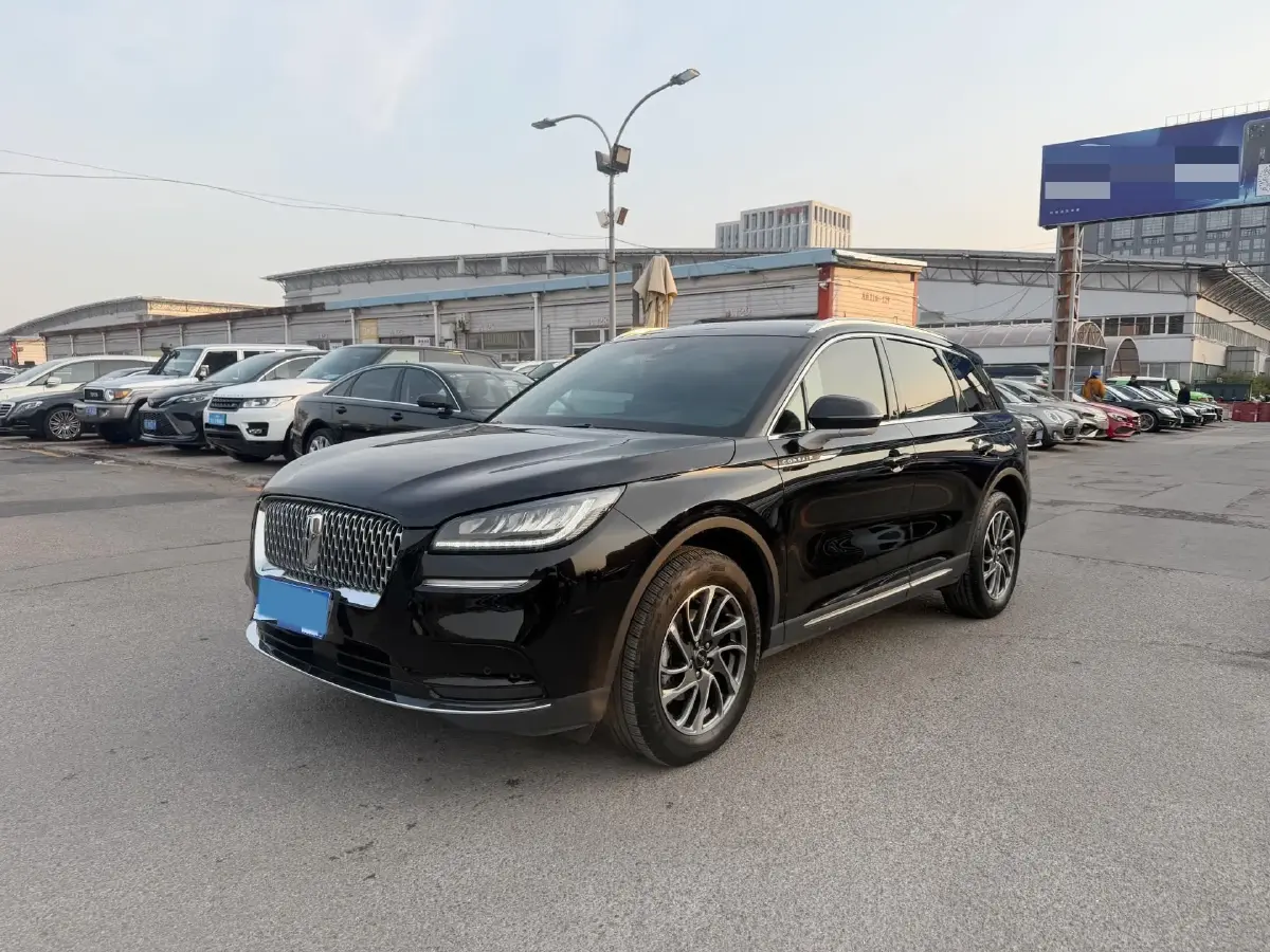 2020 Lincoln Corsair 2.0T 245HP L4 8AT