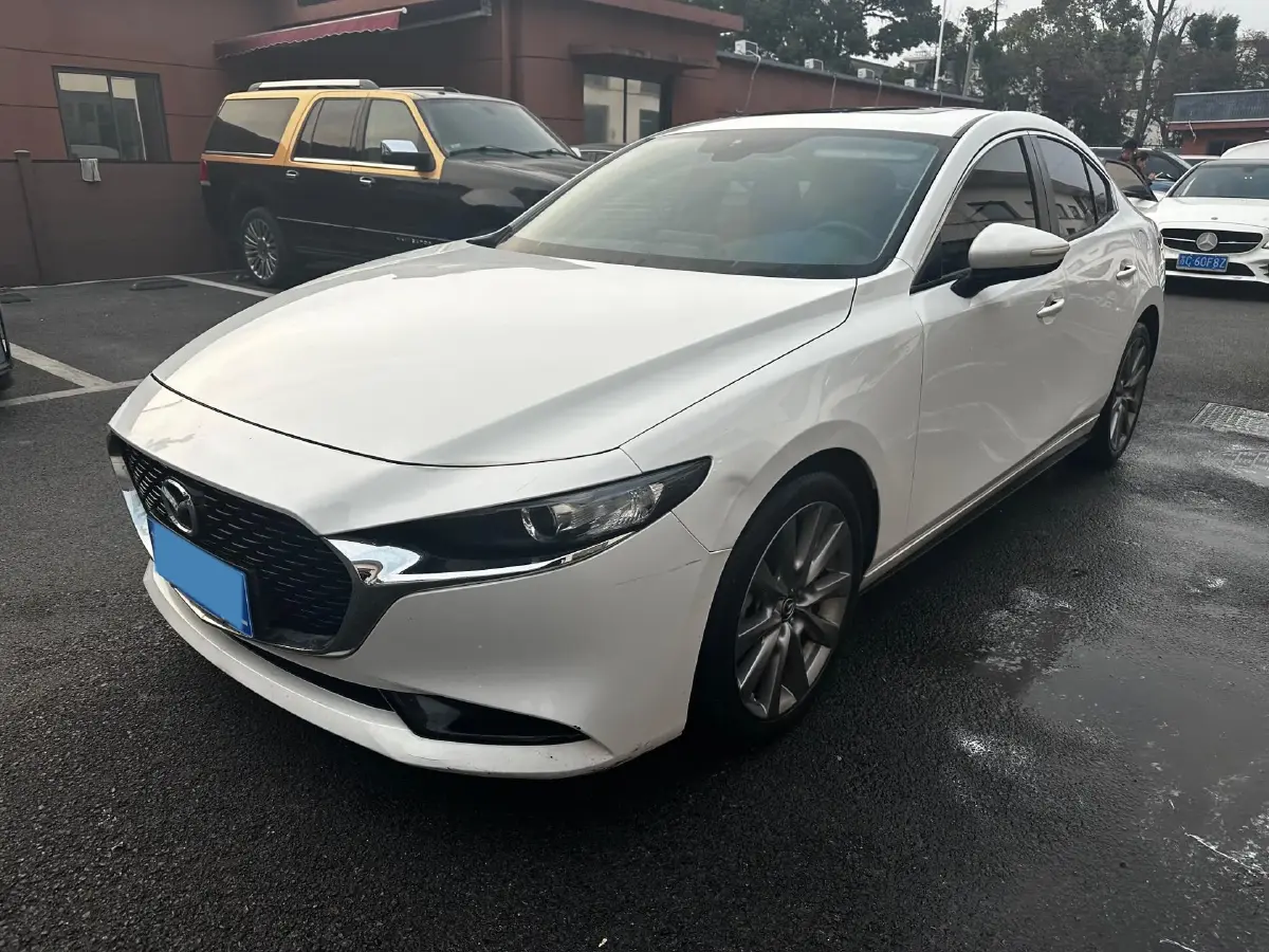 2020 Mazda 3 Axela 2.0L 158HP L4 6AT
