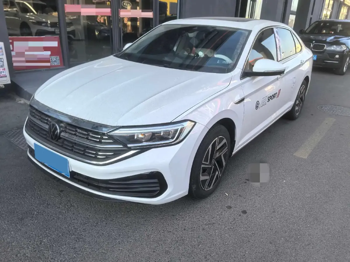 2023 Volkswagen Sagitar 1.5T 160HP L4 7DCT