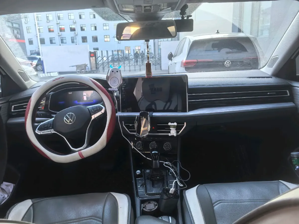 2023 Volkswagen Sagitar 1.5T 160HP L4 7DCT,autocango,china used car exporter,china ev exporter,chinese used car exporter,chinese used ev exporter