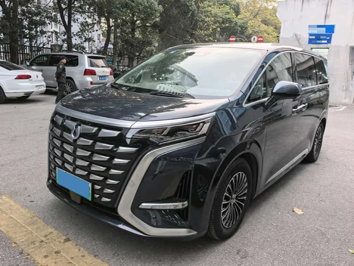 2022 Honda Odyssey 2.0L 146HP L4 E-CVT Hybrid