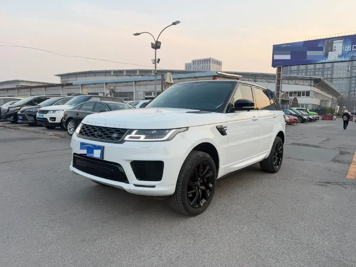 2018 Land Rover Range Rover Sport 3.0T 340HP V6 8AT