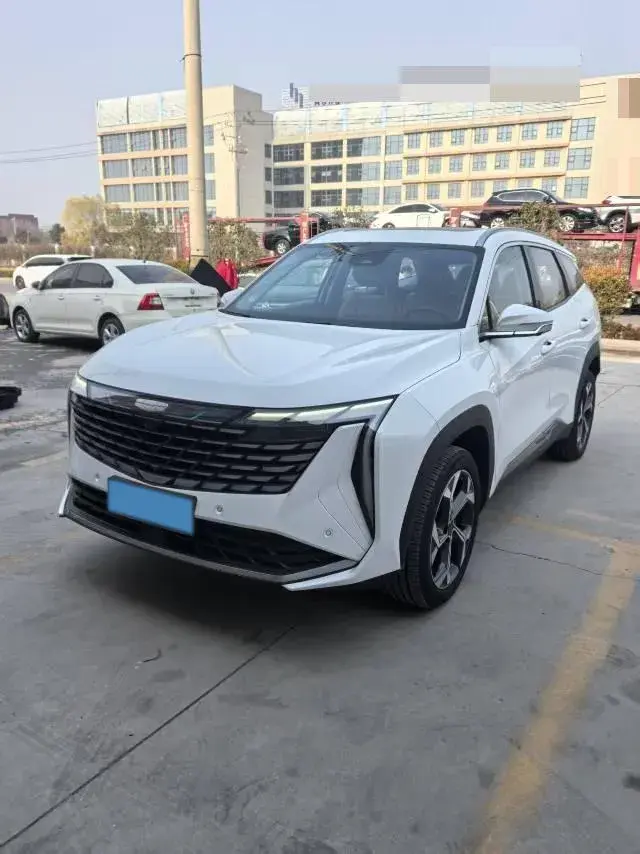 2023 Geely StarRay 1.5T 181HP L4 7DCT