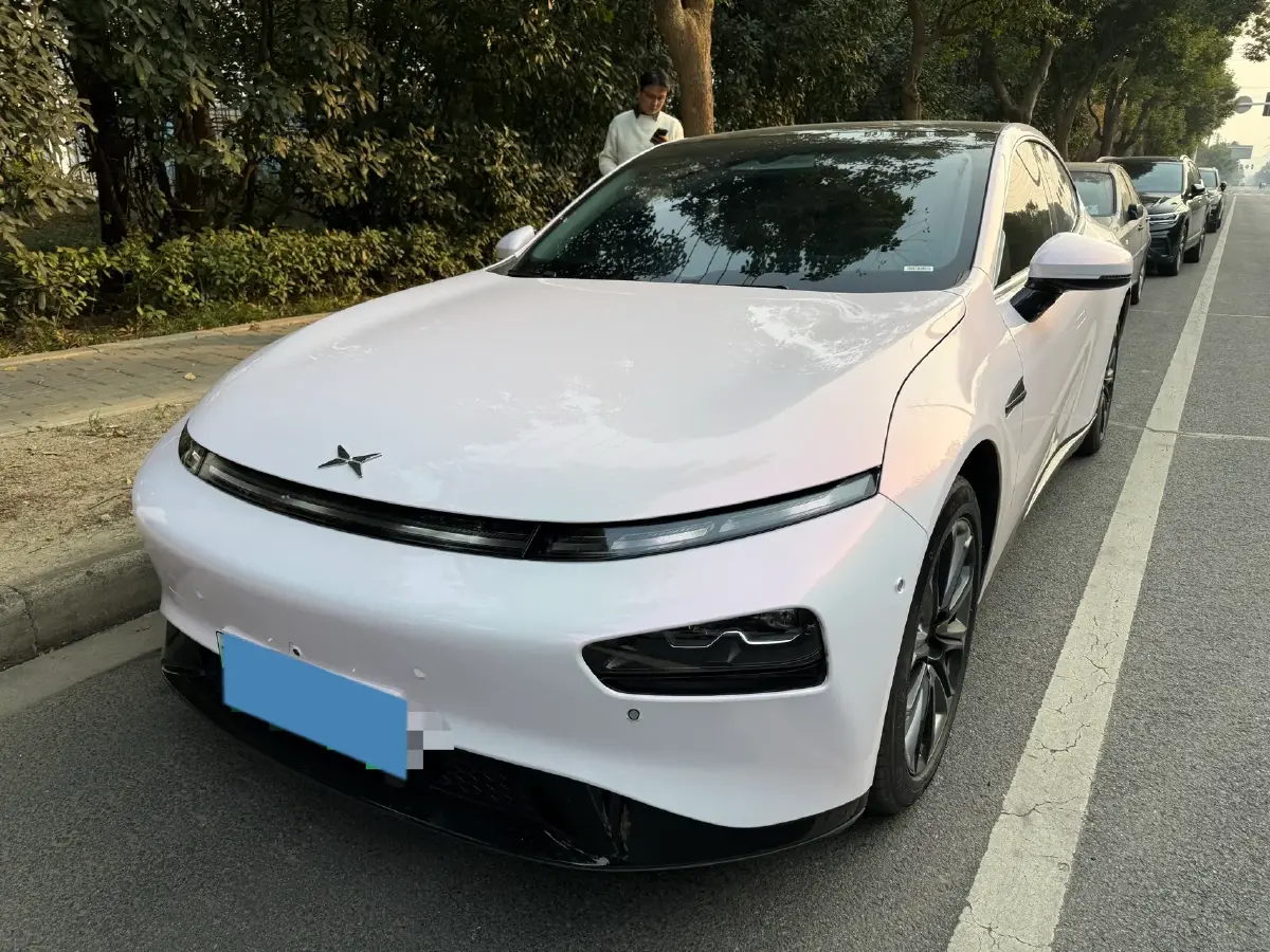 2022 Xpeng P7 BEV 83.1KWH