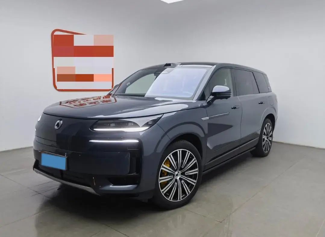 2025 Denza DenzaN9 2.0T 207HP L4 E-CVT PHEV