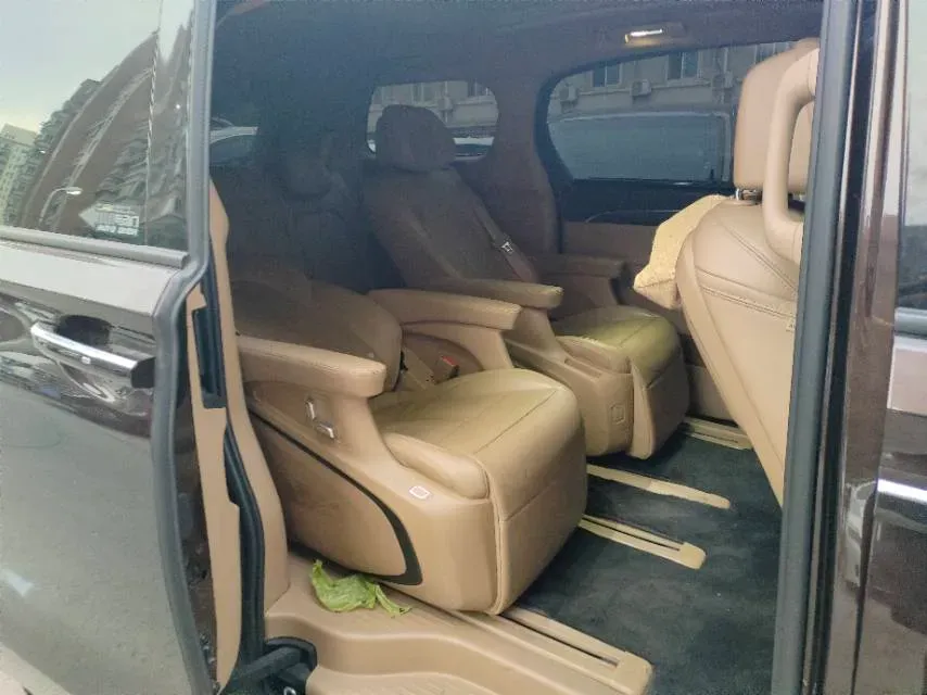 2020 Buick GL8 2.0T 237HP L4 9AT,autocango,china used car exporter,china ev exporter,chinese used car exporter,chinese used ev exporter