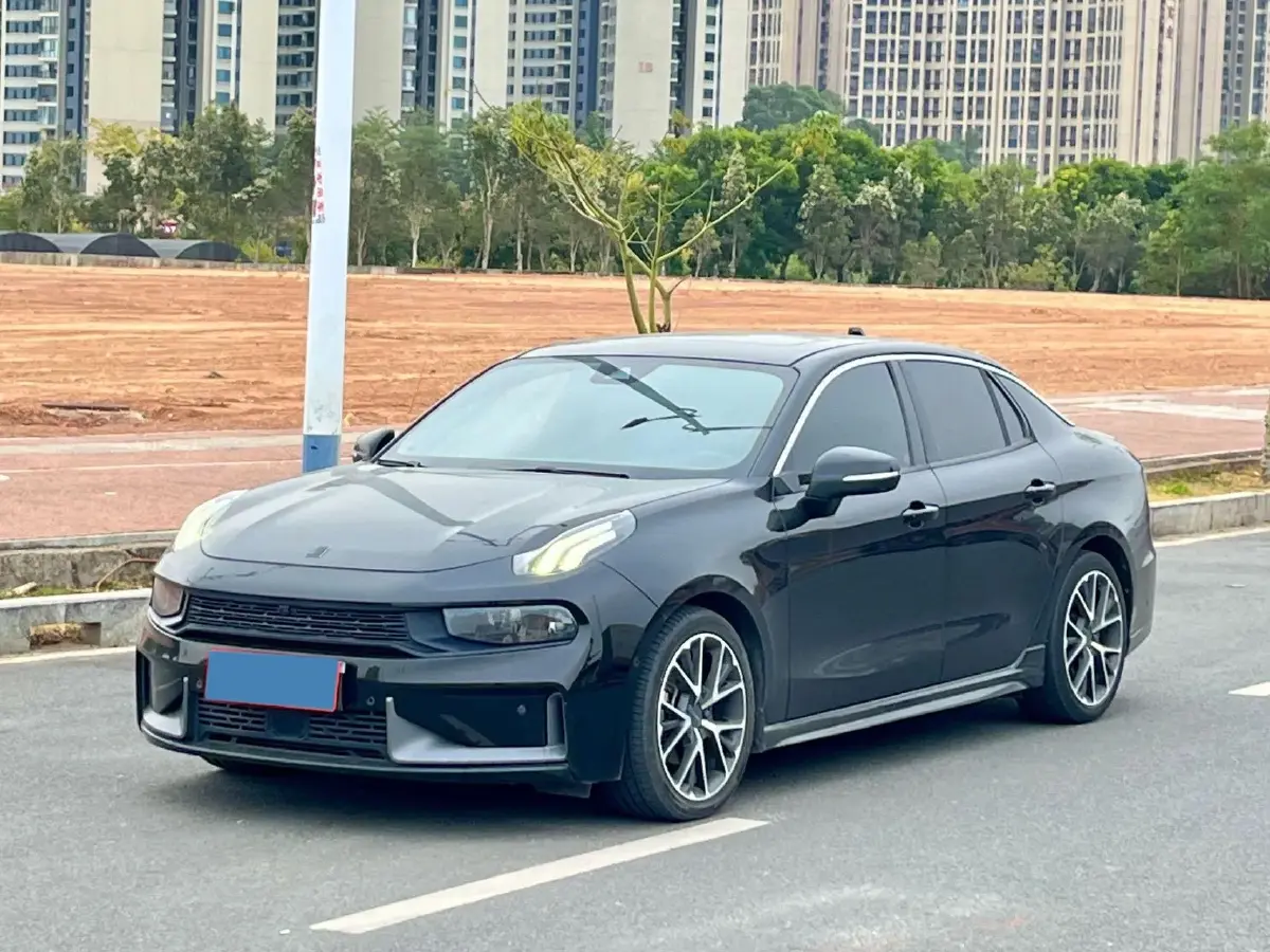 2022 LYNK&CO 03 2.0T 190HP L4 7DCT