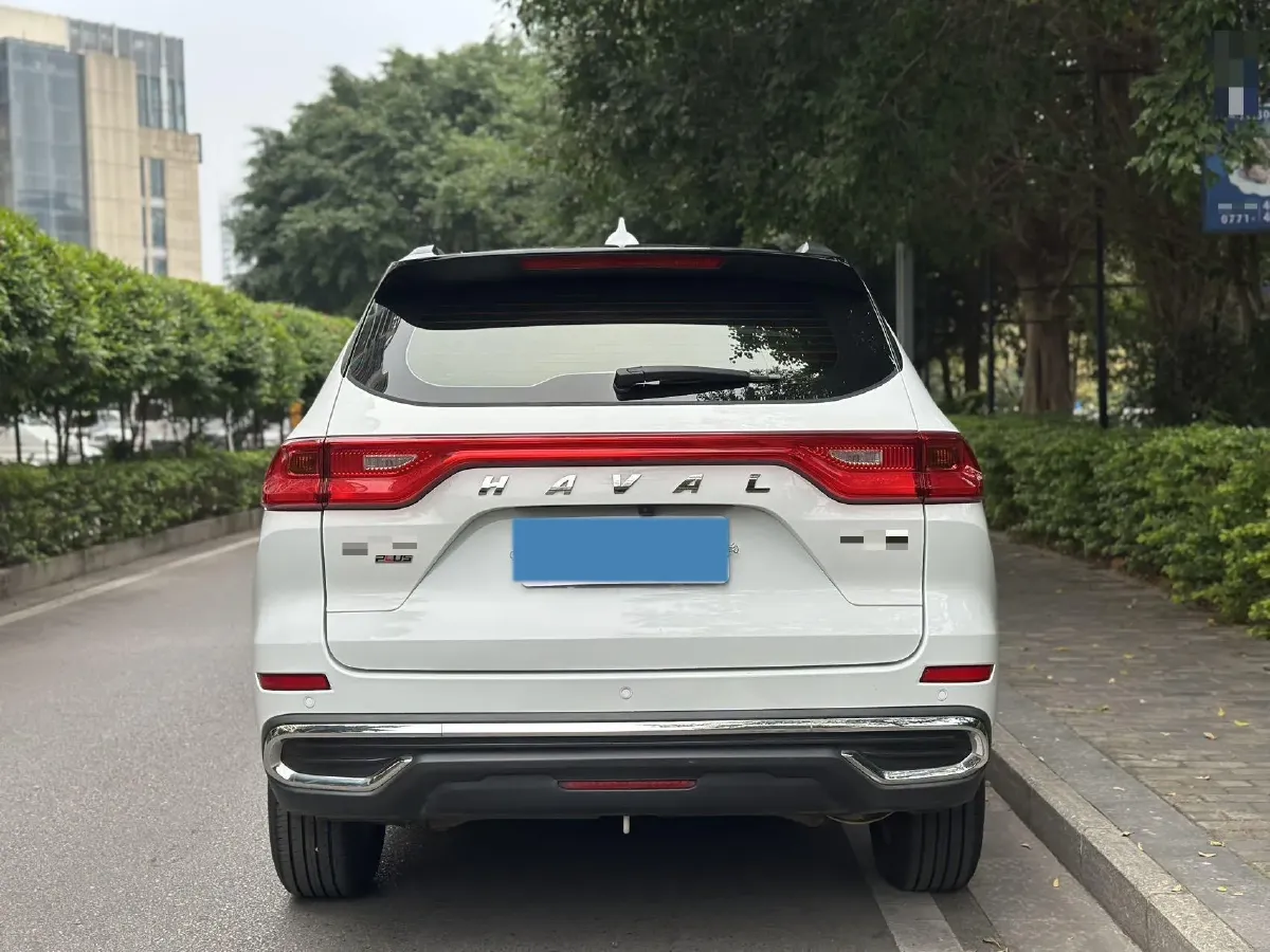 2021 Haval M6 1.5T 150HP L4 7DCT,autocango,china used car exporter,china ev exporter,chinese used car exporter,chinese used ev exporter