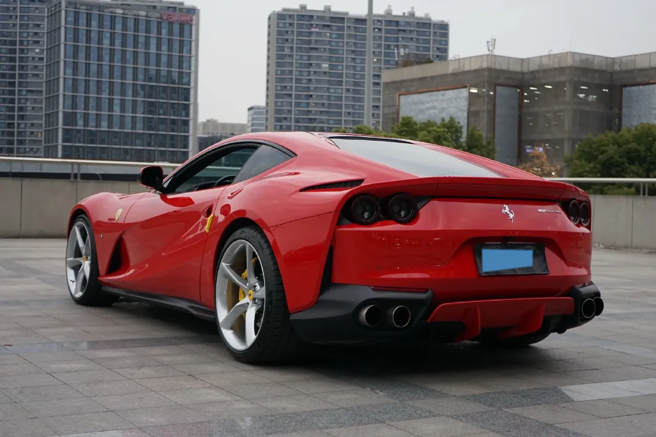 2017 Ferrari 812 6.5L 800HP V12 7DCT,autocango,china used car exporter,china ev exporter,chinese used car exporter,chinese used ev exporter
