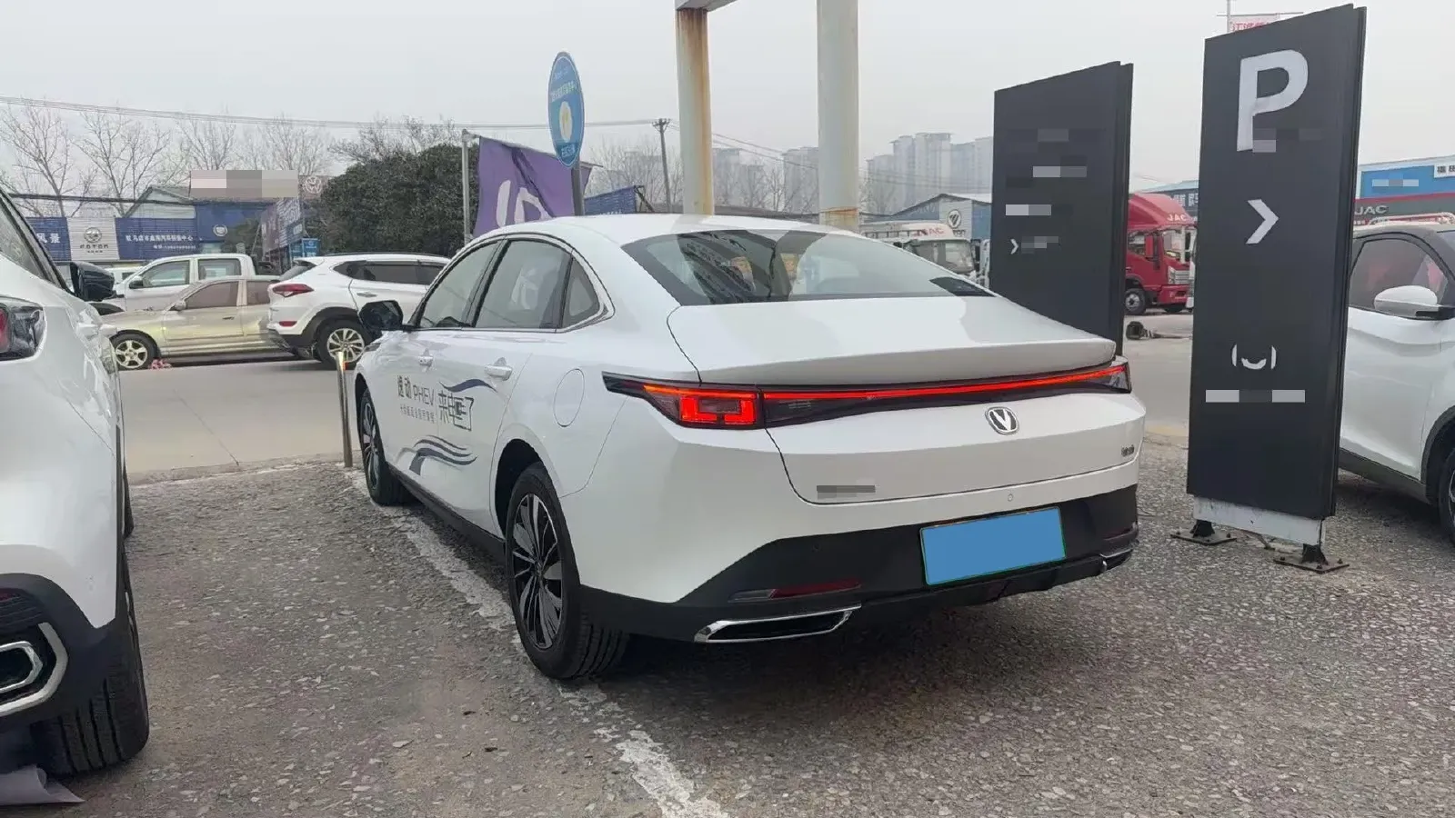 2025 ChangAn EadoPHEV 1.5L 98HP L4 E-CVT PHEV,autocango,china used car exporter,china ev exporter,chinese used car exporter,chinese used ev exporter