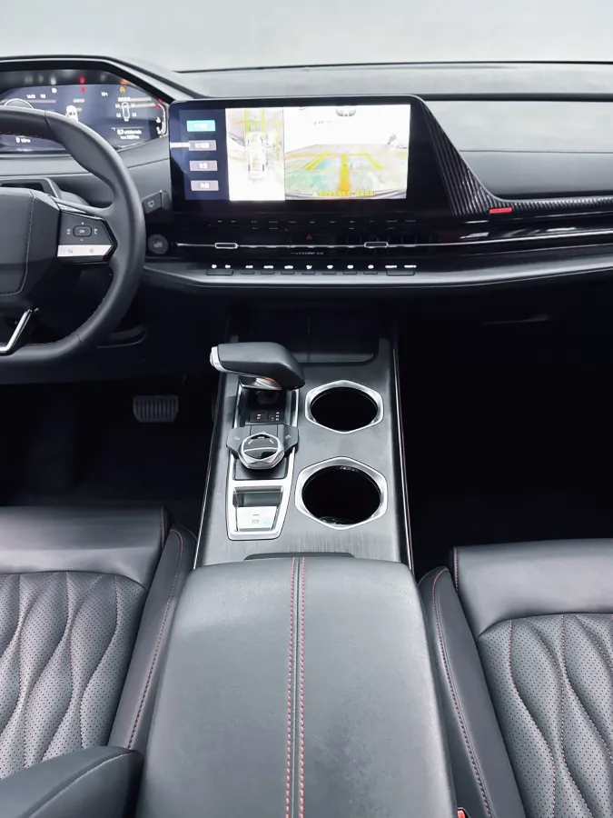 2022 ChangAn CS55 Plus 1.5T 188HP L4 7DCT,autocango,china used car exporter,china ev exporter,chinese used car exporter,chinese used ev exporter