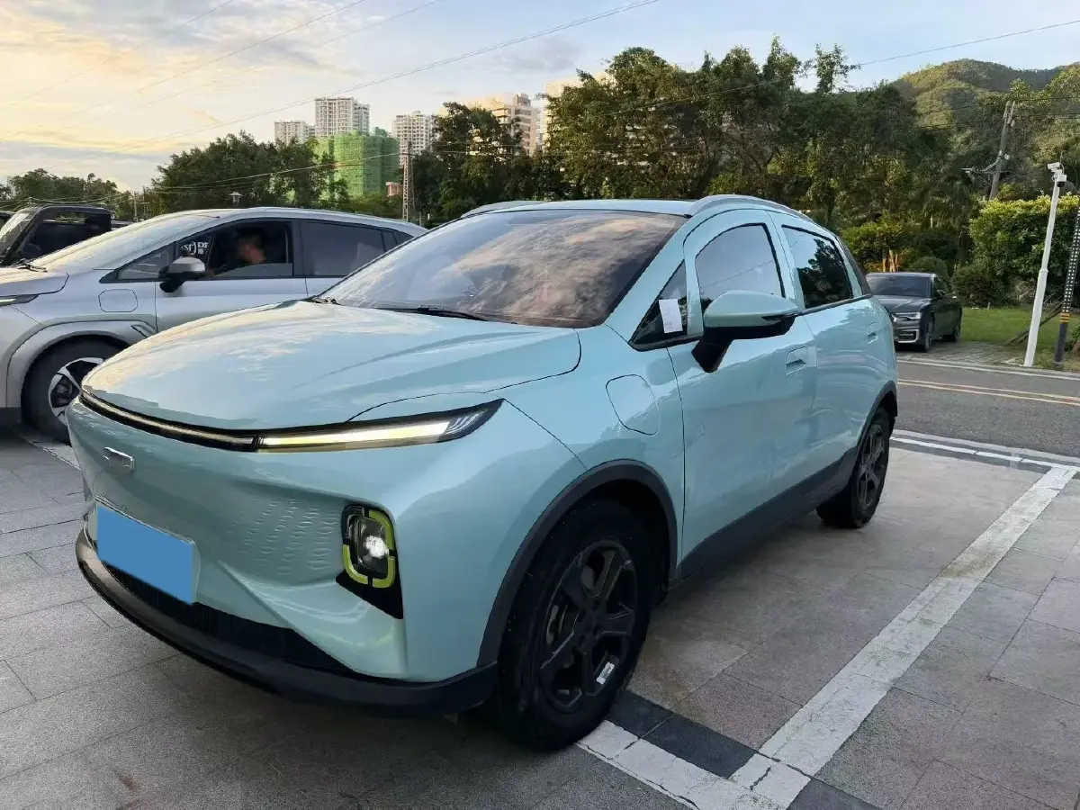 2023 Geometry E BEV 39.4KWH