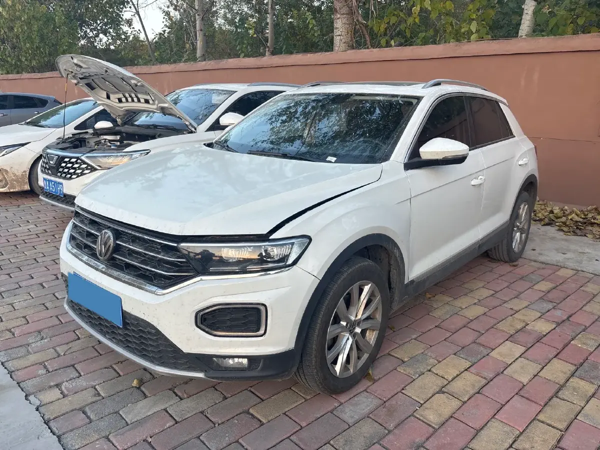 2021 Volkswagen T-Roc 1.4T 150HP L4 7DCT