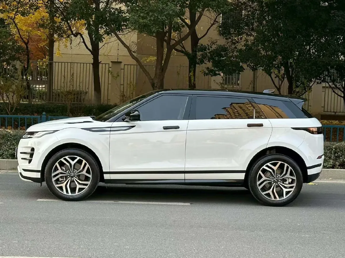 2024 Land Rover Range Rover Evoque 2.0T 249HP L4 9AT,autocango,china used car exporter,china ev exporter,chinese used car exporter,chinese used ev exporter