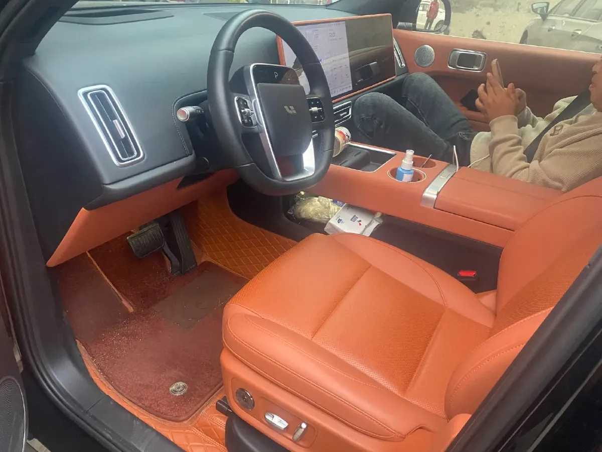 2025 Li L6 Range Extended 154HP L4 REEV,autocango,china used car exporter,china ev exporter,chinese used car exporter,chinese used ev exporter