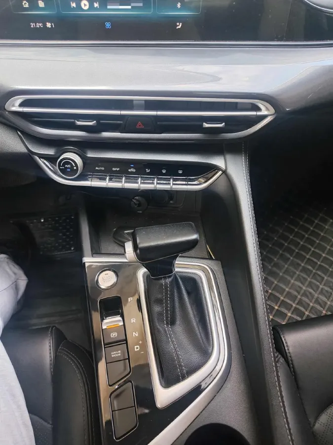 2020 ChangAn Eado 1.4T 158HP L4 7DCT,autocango,china used car exporter,china ev exporter,chinese used car exporter,chinese used ev exporter