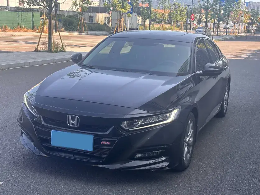 2018 Honda Accord 1.5T 194HP L4 CVT