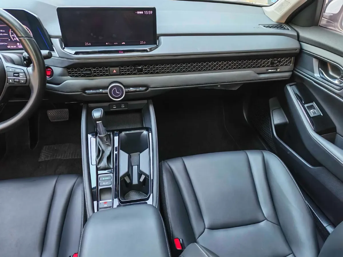 2023 Honda Accord 1.5T 192HP L4 CVT,autocango,china used car exporter,china ev exporter,chinese used car exporter,chinese used ev exporter