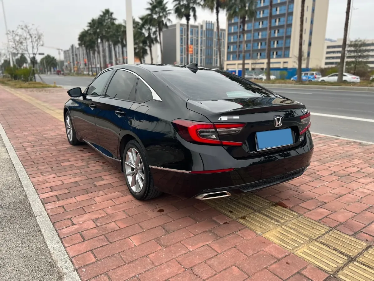 2022 Honda Accord 1.5T 194HP L4 CVT,autocango,china used car exporter,china ev exporter,chinese used car exporter,chinese used ev exporter