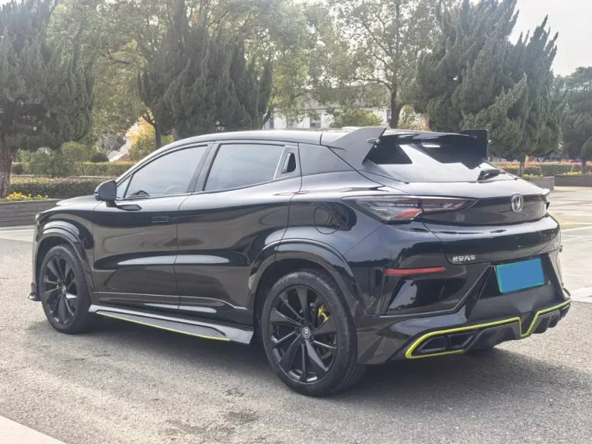 2022 ChangAn UNI-T 1.5T 188HP L4 7DCT,autocango,china used car exporter,china ev exporter,chinese used car exporter,chinese used ev exporter