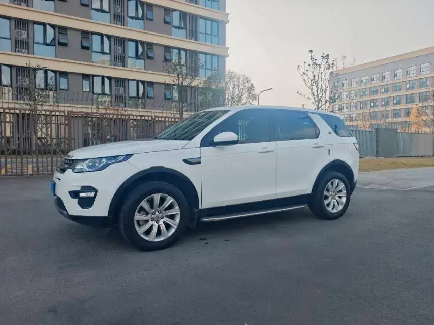2018 Land Rover Discovery Sport 2.0T 241HP L4 9AT