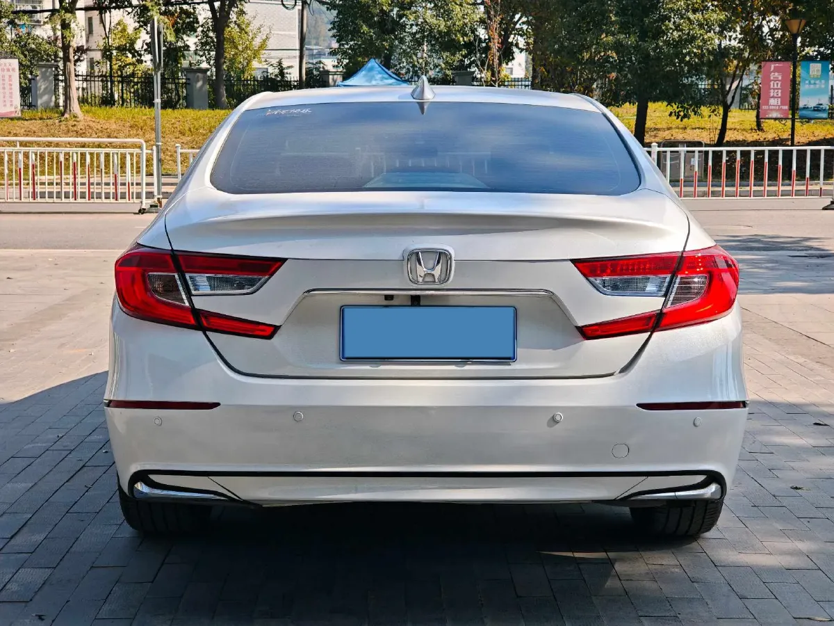 2018 Honda Accord 2.0L 146HP L4 E-CVT Hybrid,autocango,china used car exporter,china ev exporter,chinese used car exporter,chinese used ev exporter