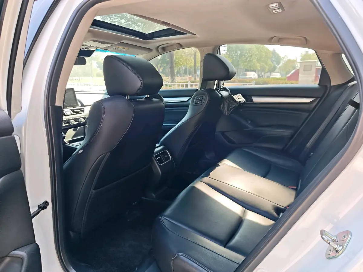 2018 Honda Accord 2.0L 146HP L4 E-CVT Hybrid,autocango,china used car exporter,china ev exporter,chinese used car exporter,chinese used ev exporter