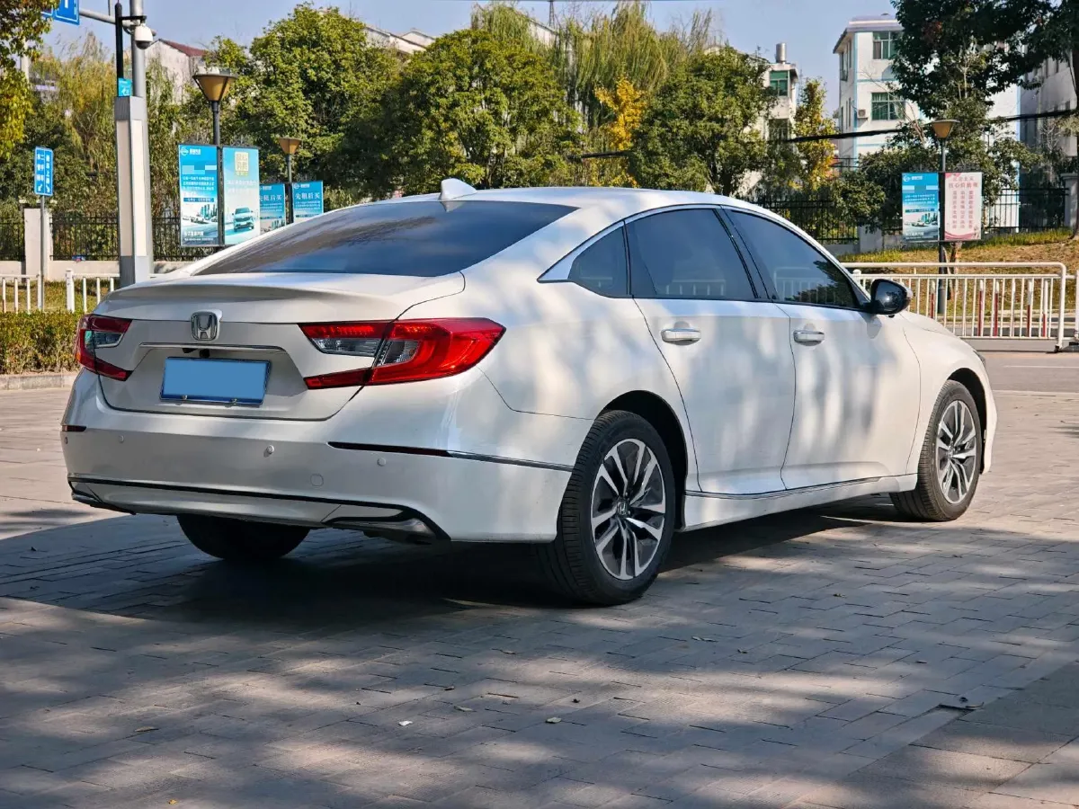 2018 Honda Accord 2.0L 146HP L4 E-CVT Hybrid,autocango,china used car exporter,china ev exporter,chinese used car exporter,chinese used ev exporter