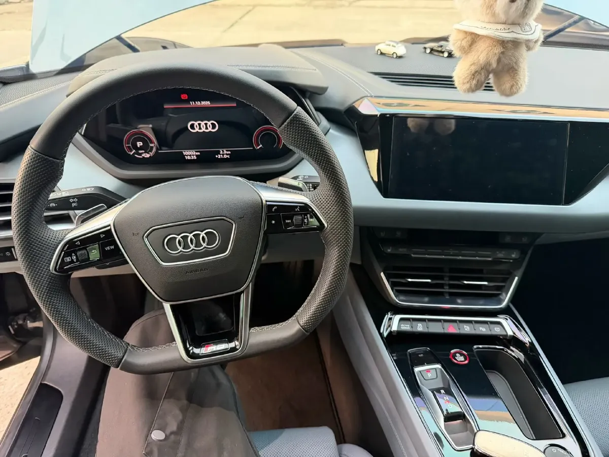 2023 Audi e-tron GT 2AT BEV 93.4KWH,autocango,china used car exporter,china ev exporter,chinese used car exporter,chinese used ev exporter