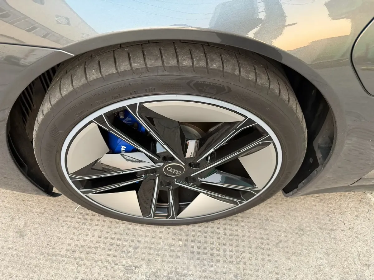 2023 Audi e-tron GT 2AT BEV 93.4KWH,autocango,china used car exporter,china ev exporter,chinese used car exporter,chinese used ev exporter