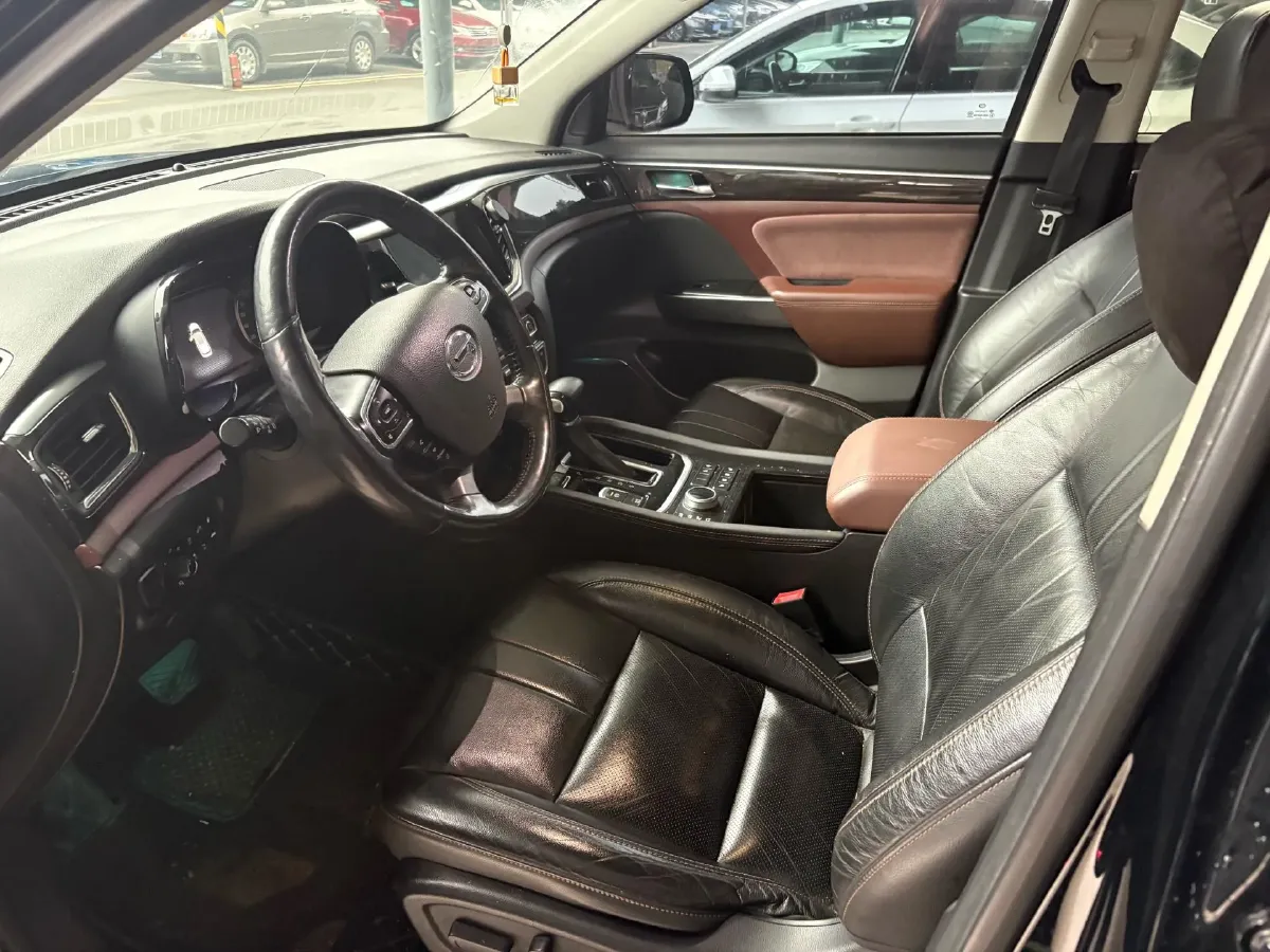 2017 GAC Trumpchi GS8 2.0T 201HP L4 6AT,autocango,china used car exporter,china ev exporter,chinese used car exporter,chinese used ev exporter