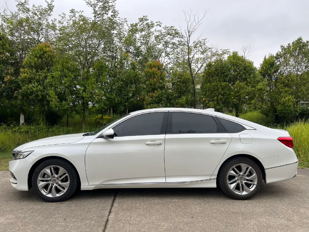 2018 Honda Accord 1.5T 194HP L4 CVT,autocango,china used car exporter,china ev exporter,chinese used car exporter,chinese used ev exporter