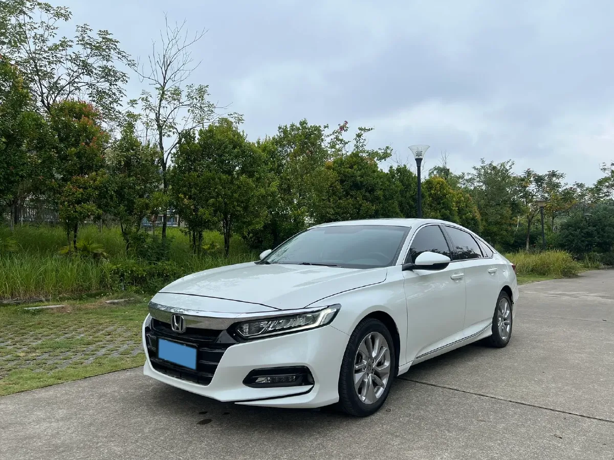 2018 Honda Accord 1.5T 194HP L4 CVT,autocango,china used car exporter,china ev exporter,chinese used car exporter,chinese used ev exporter