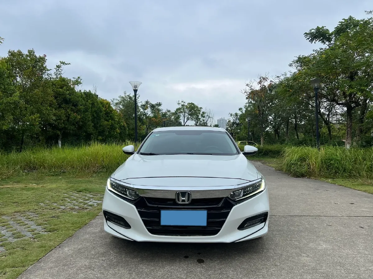 2018 Honda Accord 1.5T 194HP L4 CVT,autocango,china used car exporter,china ev exporter,chinese used car exporter,chinese used ev exporter