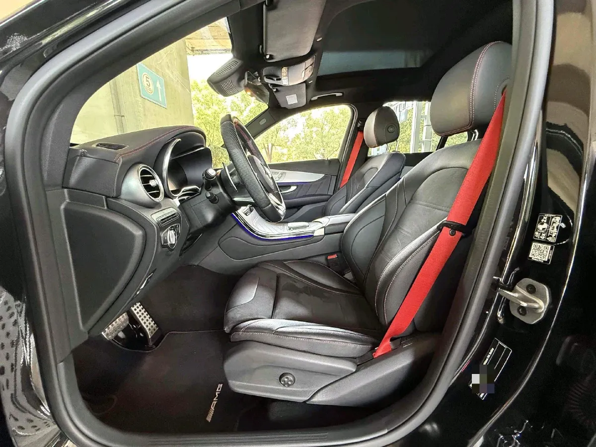 2022 Mercedes-Benz GLC AMG 3.0T 390HP V6 9AT,autocango,china used car exporter,china ev exporter,chinese used car exporter,chinese used ev exporter