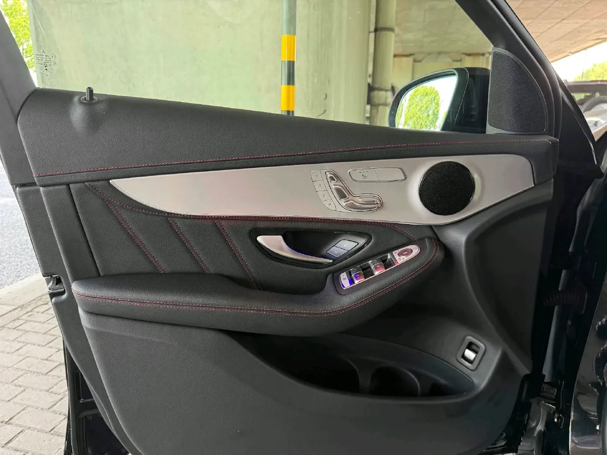 2022 Mercedes-Benz GLC AMG 3.0T 390HP V6 9AT,autocango,china used car exporter,china ev exporter,chinese used car exporter,chinese used ev exporter