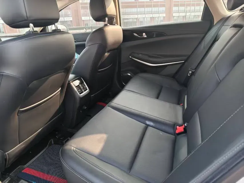 2021 ChangAn Raeton CC 1.5T 180HP L4 7DCT,autocango,china used car exporter,china ev exporter,chinese used car exporter,chinese used ev exporter