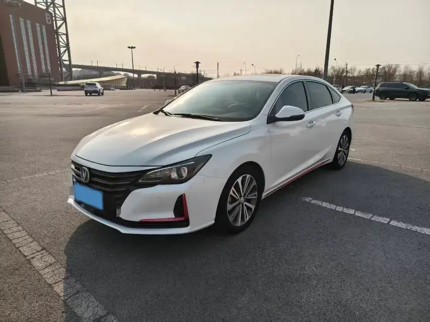 2021 ChangAn Raeton CC 1.5T 180HP L4 7DCT