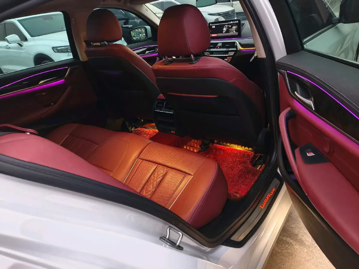 2022 BMW 5 Series 2.0T 184HP L4 8AT,autocango,china used car exporter,china ev exporter,chinese used car exporter,chinese used ev exporter