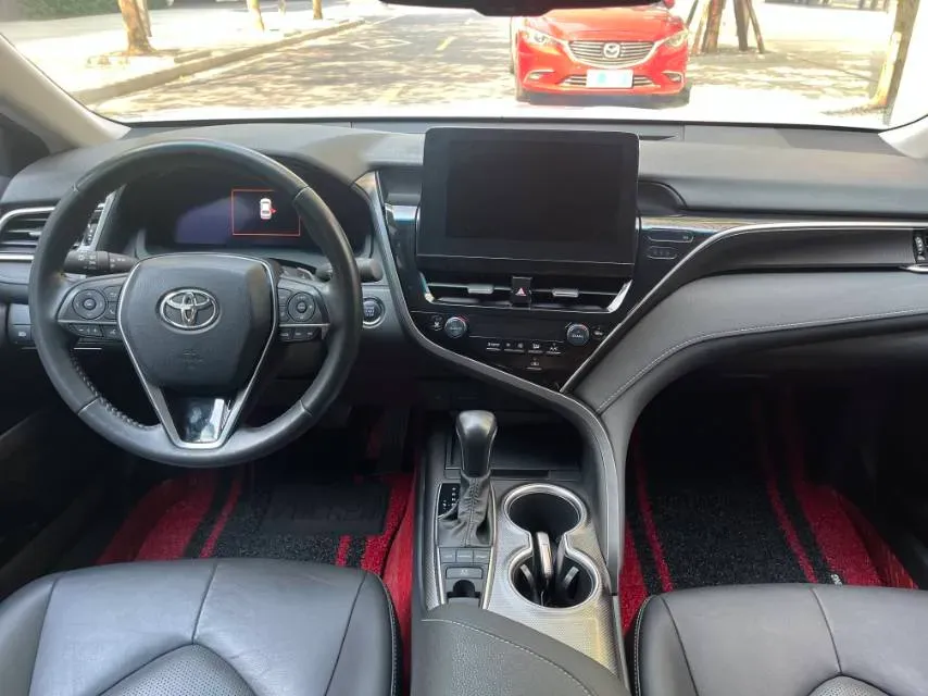 2021 Toyota Camry 2.5L 209HP L4 8AT,autocango,china used car exporter,china ev exporter,chinese used car exporter,chinese used ev exporter